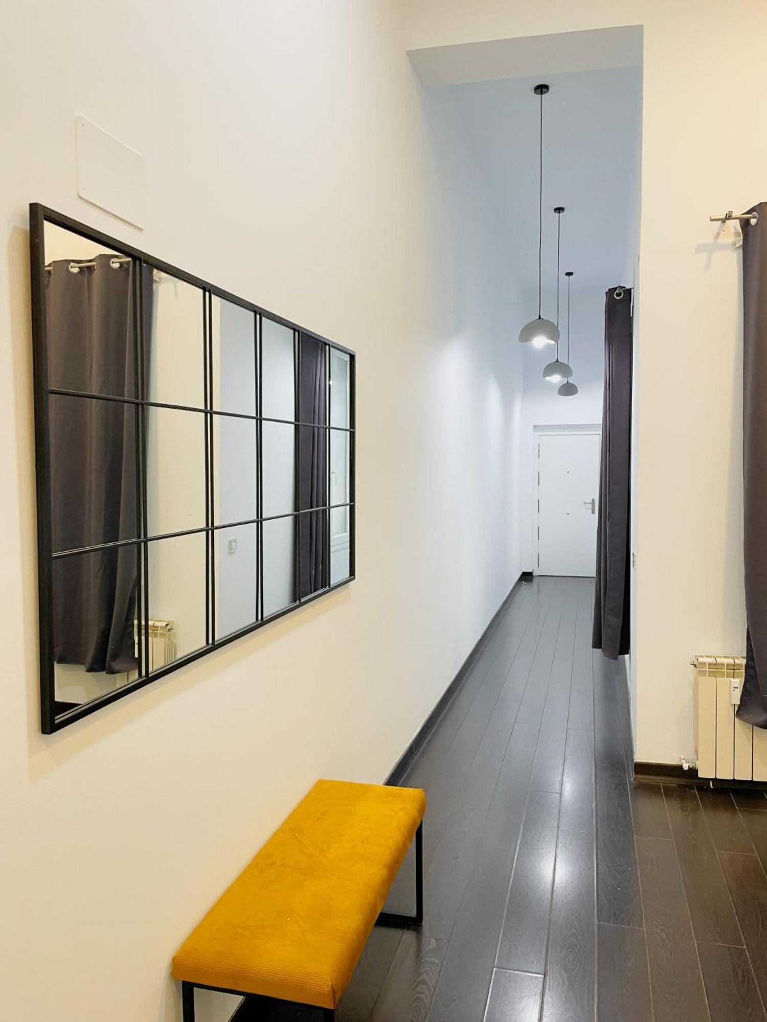 דירות מדריד Carretas Duplex Exterior Derecha מראה חיצוני תמונה